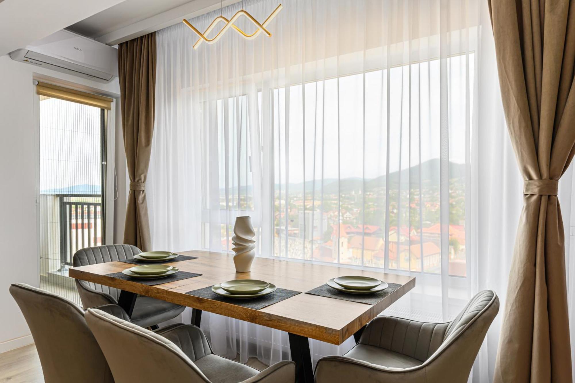 Apartment Mountain View Retreat - Private Parking Brasov