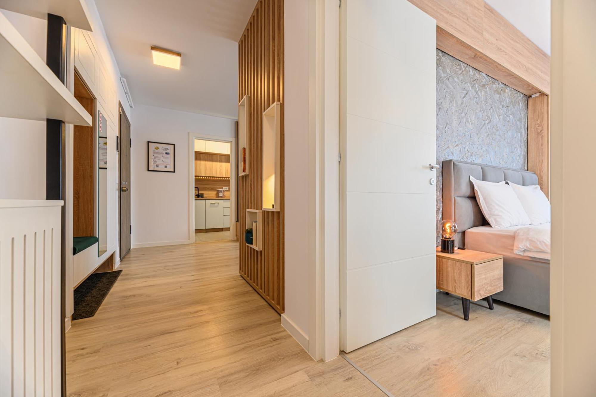 Mountain View Retreat - Private Parking Apartament